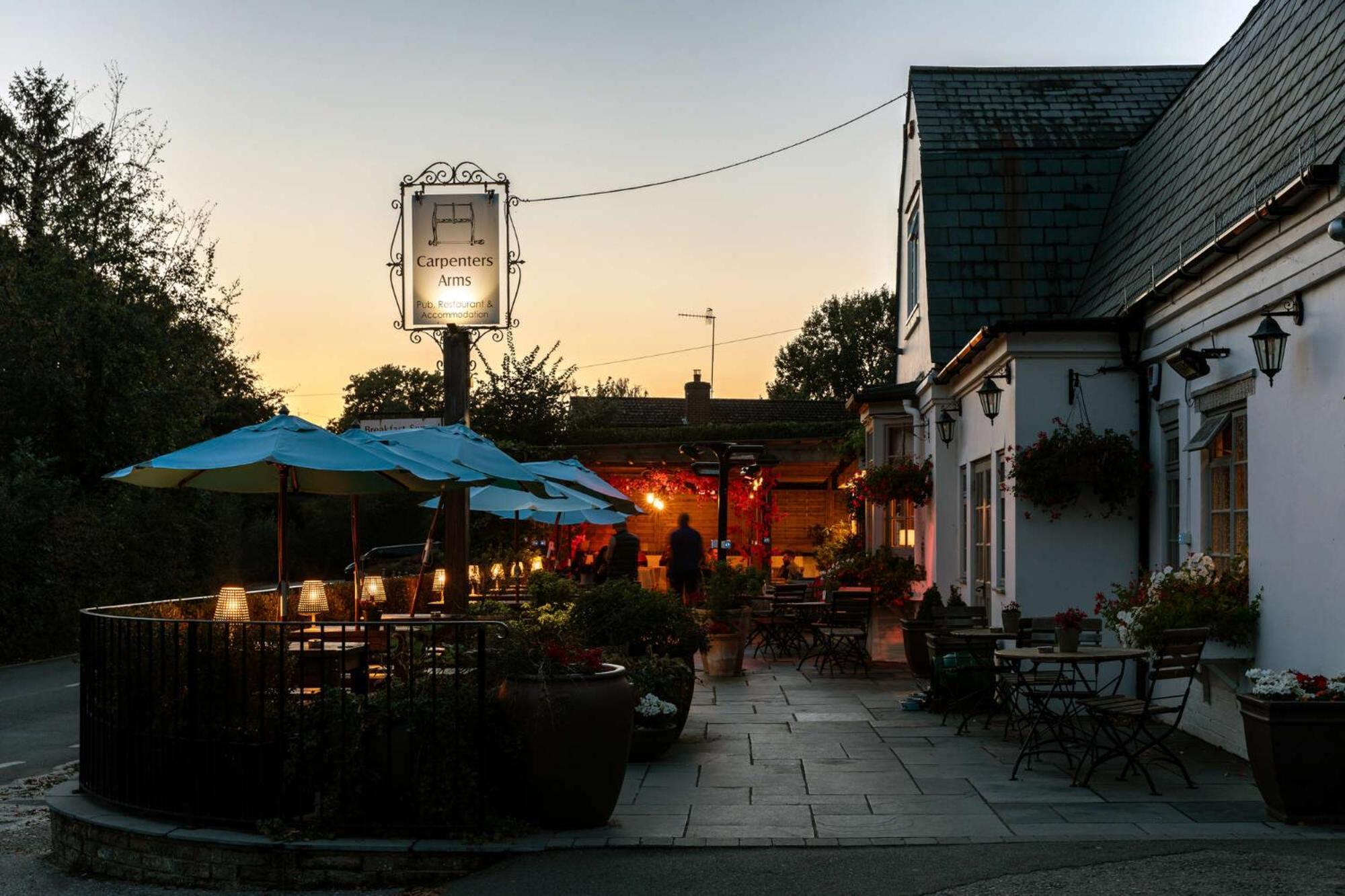 The Carpenters Arms Hotel Tonbridge Exterior photo
