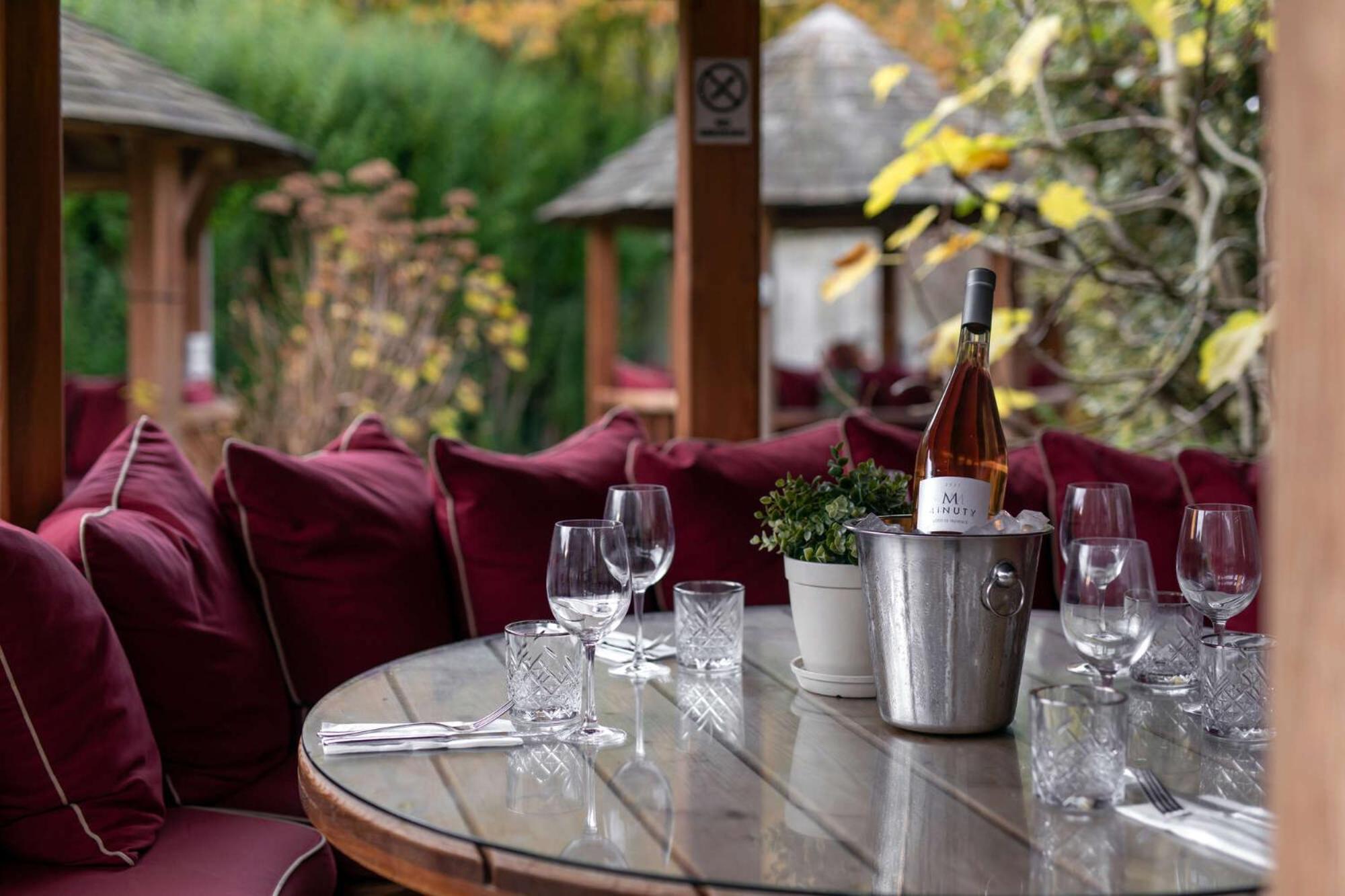 The Carpenters Arms Hotel Tonbridge Exterior photo